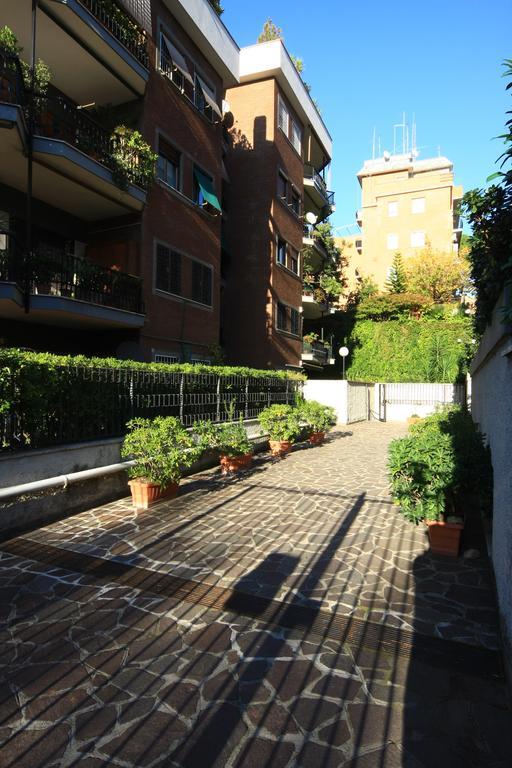 B&B Viale Dei Colli Portuensi 589 Roma Eksteriør bilde